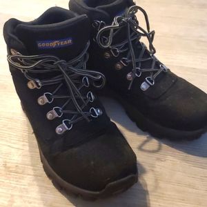 Goodyear black work boots